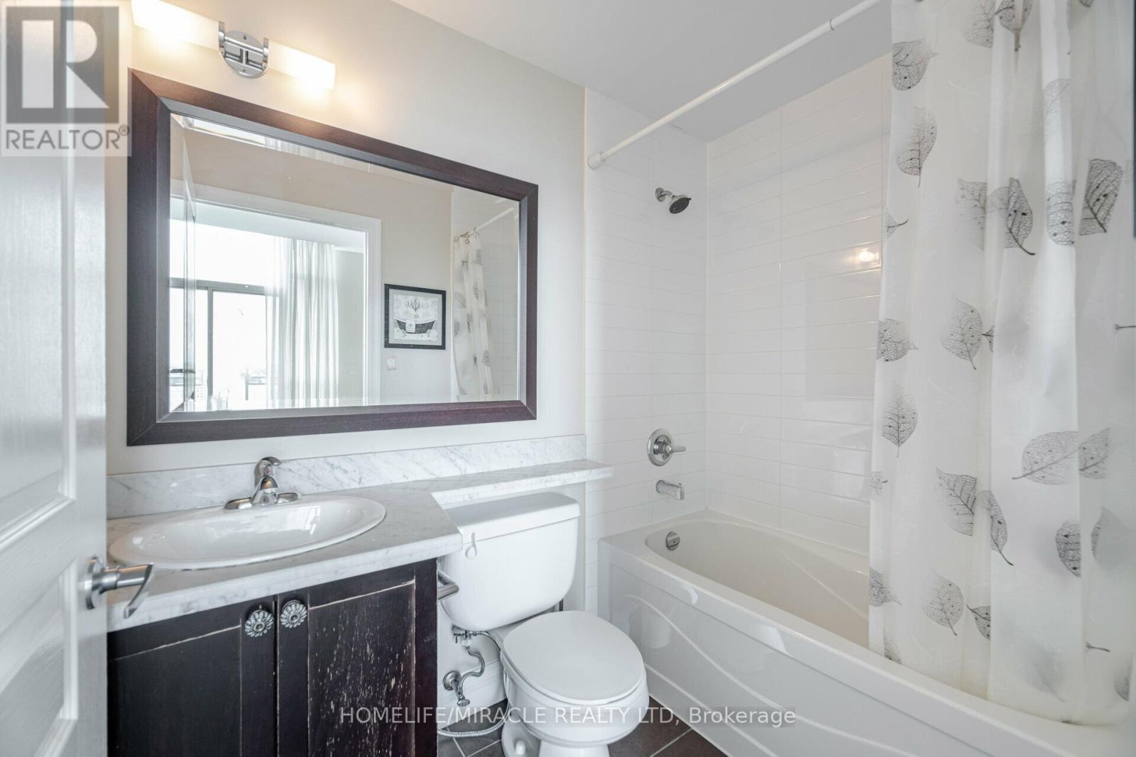 Ph2 - 225 Webb Drive, Mississauga, Ontario  L5B 4P2 - Photo 31 - W12635602
