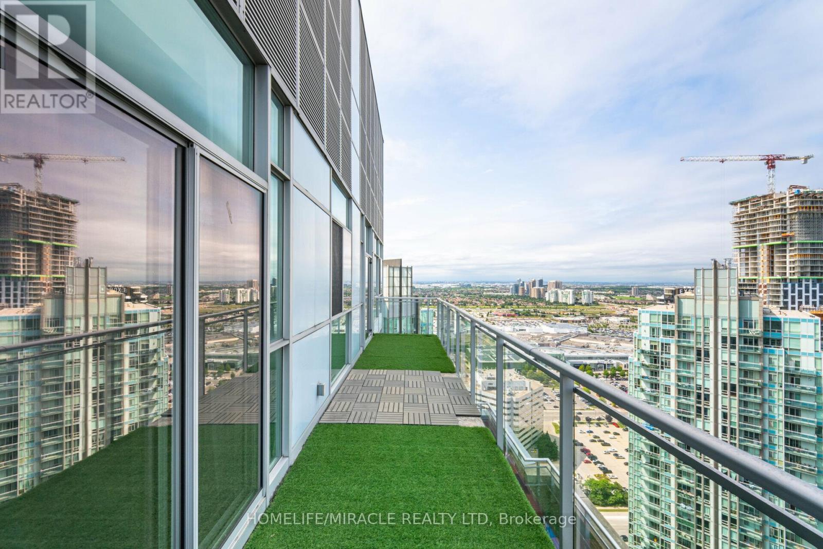 Ph2 - 225 Webb Drive, Mississauga, Ontario  L5B 4P2 - Photo 48 - W12635602