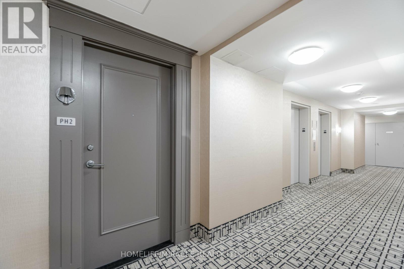 Ph2 - 225 Webb Drive, Mississauga, Ontario  L5B 4P2 - Photo 6 - W12635602