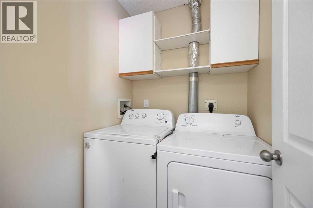 9907 Gordon Avenue, Fort Mcmurray, Alberta T9H 2E3 - Photo 10 - A2259909