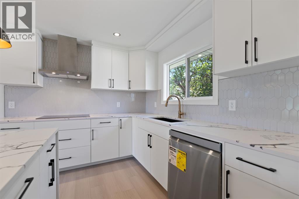 3419 19 Street Nw, Calgary, Alberta  T2L 2A9 - Photo 17 - A2252208