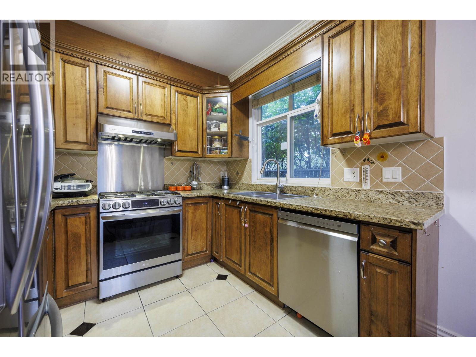 3 7831 Bennett Road, Richmond, British Columbia  V6Y 1N3 - Photo 10 - R3074000