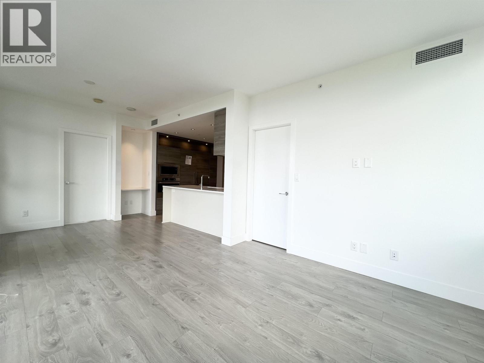 902 7303 Noble Lane, Burnaby, British Columbia  V3N 0H2 - Photo 11 - R3054577