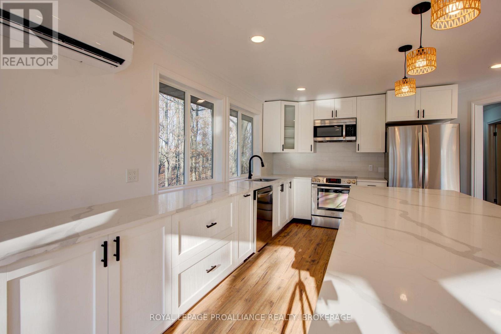 4469 Larry York Road, Frontenac (Frontenac South), Ontario  K0H 1H0 - Photo 13 - X12634384