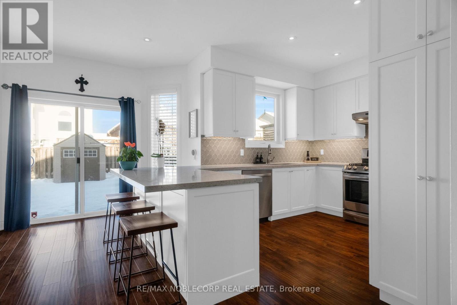 20 Corianne Avenue, Whitby, Ontario  L1M 2J2 - Photo 16 - E12635088