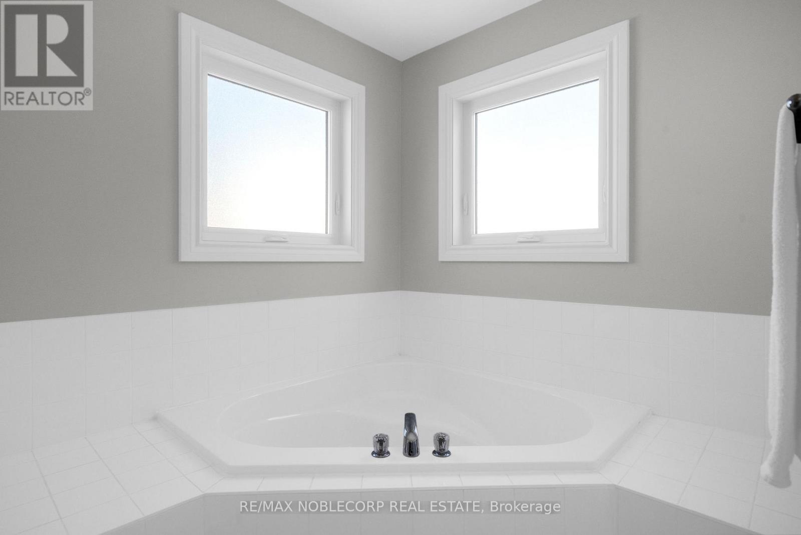 20 Corianne Avenue, Whitby, Ontario  L1M 2J2 - Photo 28 - E12635088