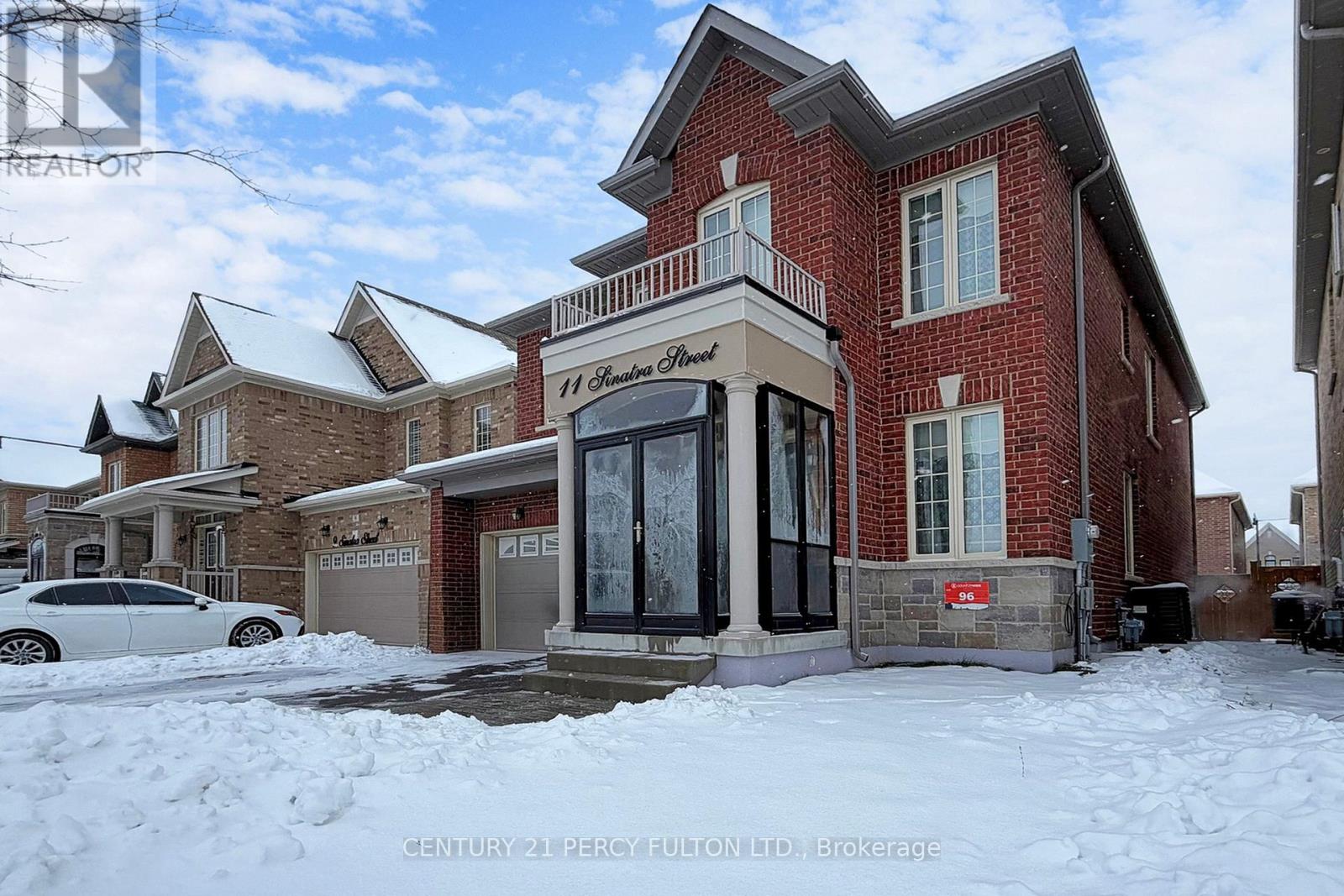 11 Sinatra Street, Brampton (Sandringham-Wellington North), Ontario  L6R 4B3 - Photo 2 - W12633132