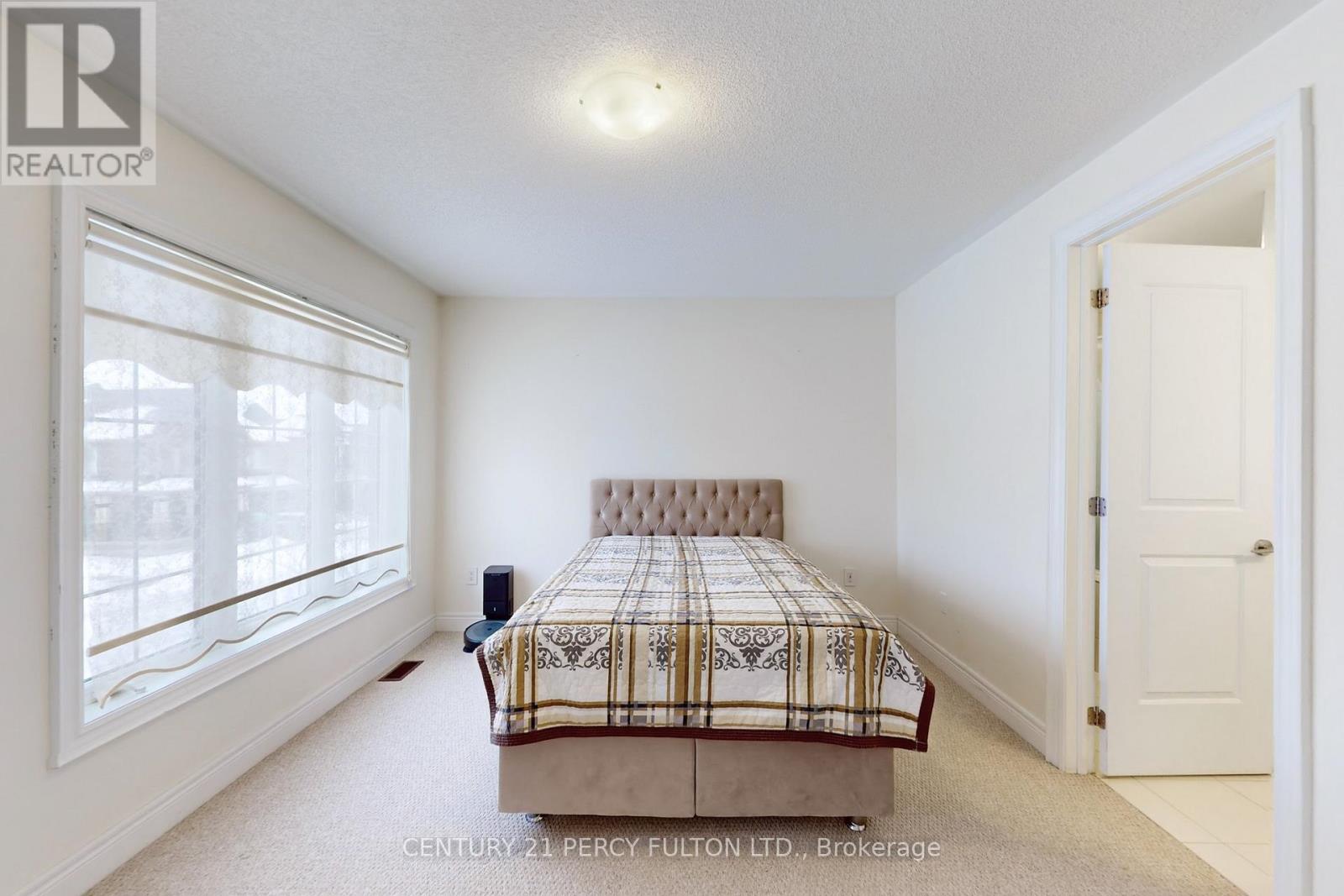 11 Sinatra Street, Brampton (Sandringham-Wellington North), Ontario  L6R 4B3 - Photo 31 - W12633132