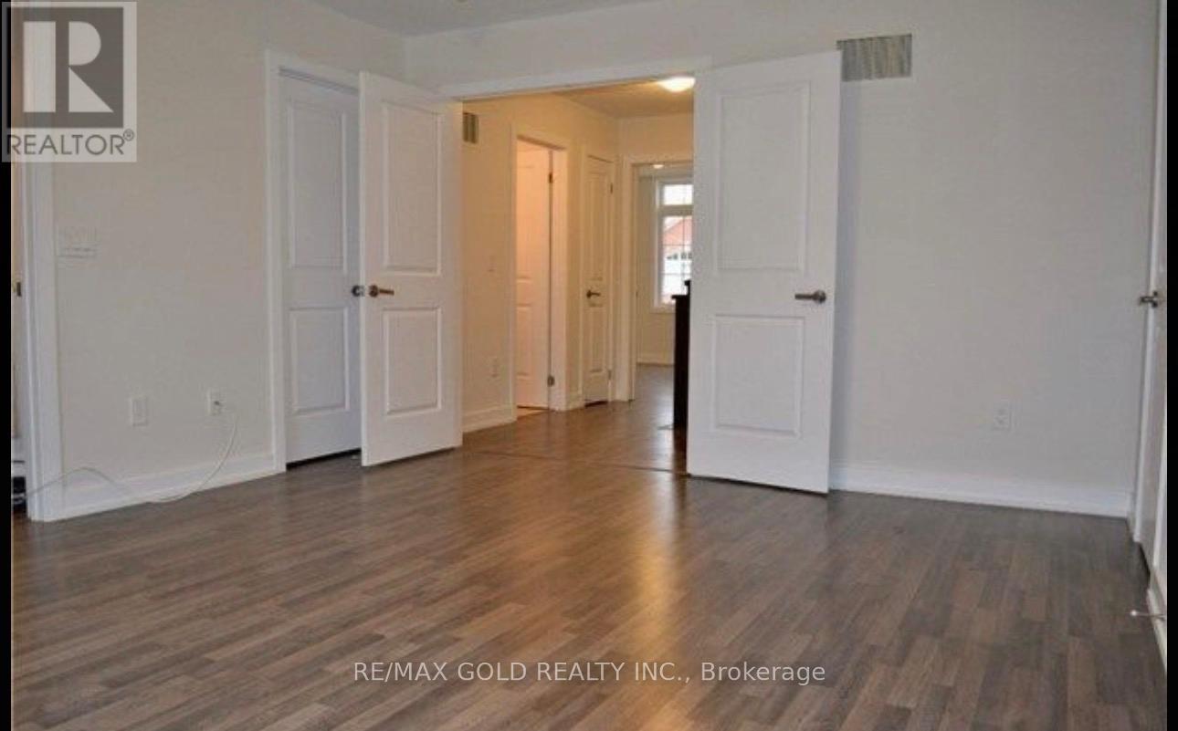 33 Villadowns Trail, Brampton, Ontario  L6R 3V6 - Photo 13 - W12630830