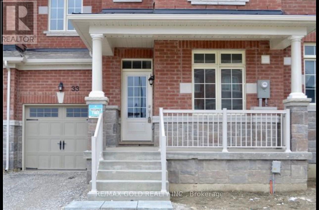 33 Villadowns Trail, Brampton, Ontario  L6R 3V6 - Photo 2 - W12630830