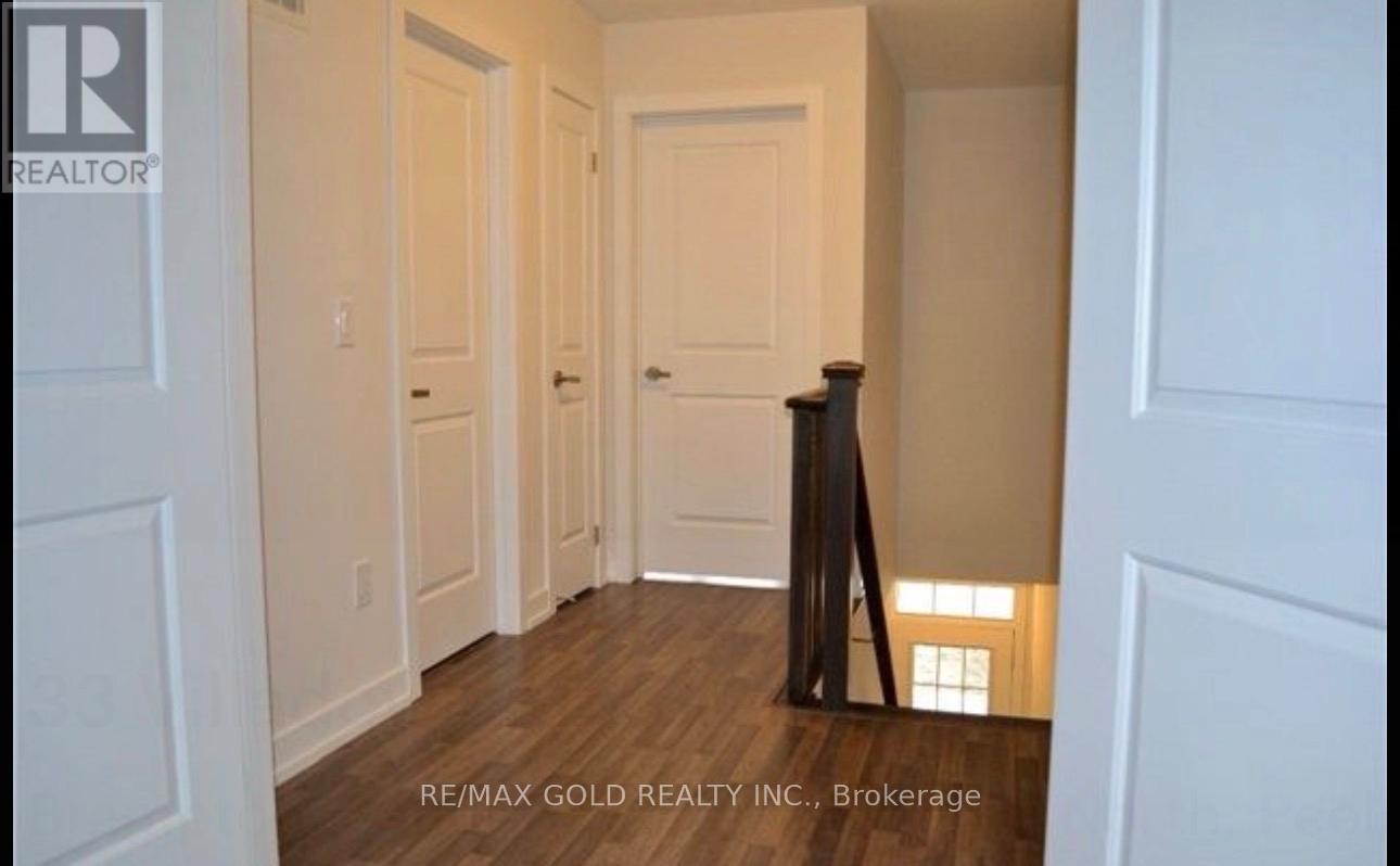 33 Villadowns Trail, Brampton, Ontario  L6R 3V6 - Photo 16 - W12630830