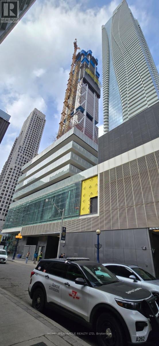 15 Hayden Street, Toronto (Church-Yonge Corridor), Ontario  M4Y 2P2 - Photo 8 - C12046759