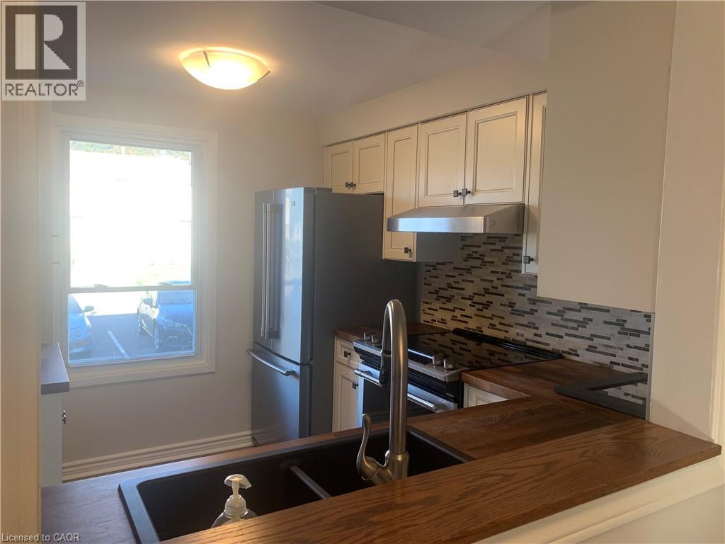 242 Lakeport Road Unit# 45, St. Catharines, Ontario  L2N 6V2 - Photo 2 - 40793931