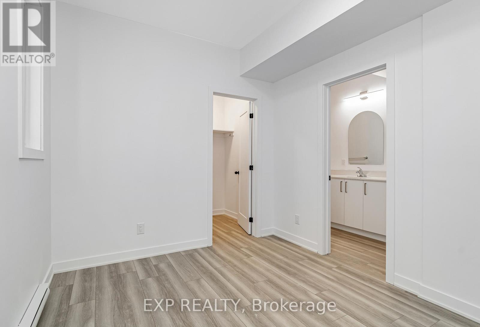 Unit B - 1369 Louis Lane, Ottawa, Ontario  K1B 3P2 - Photo 7 - X12635610