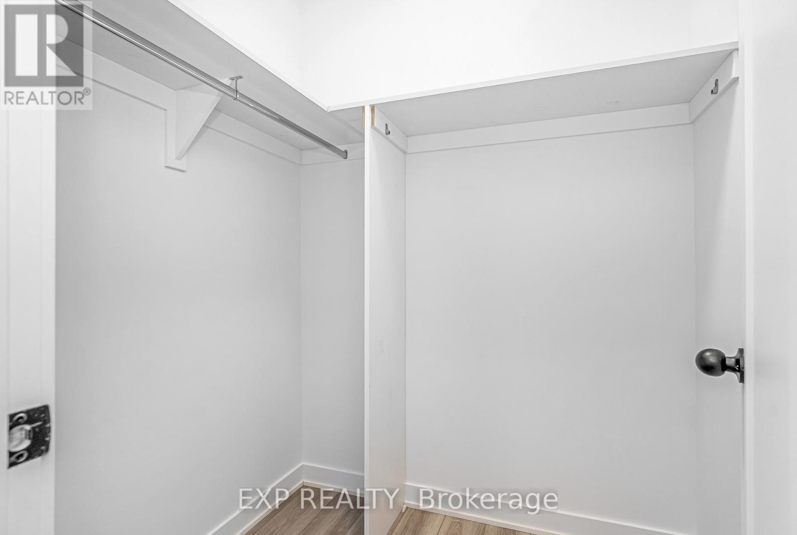 Unit B - 1369 Louis Lane, Ottawa, Ontario  K1B 3P2 - Photo 8 - X12635610