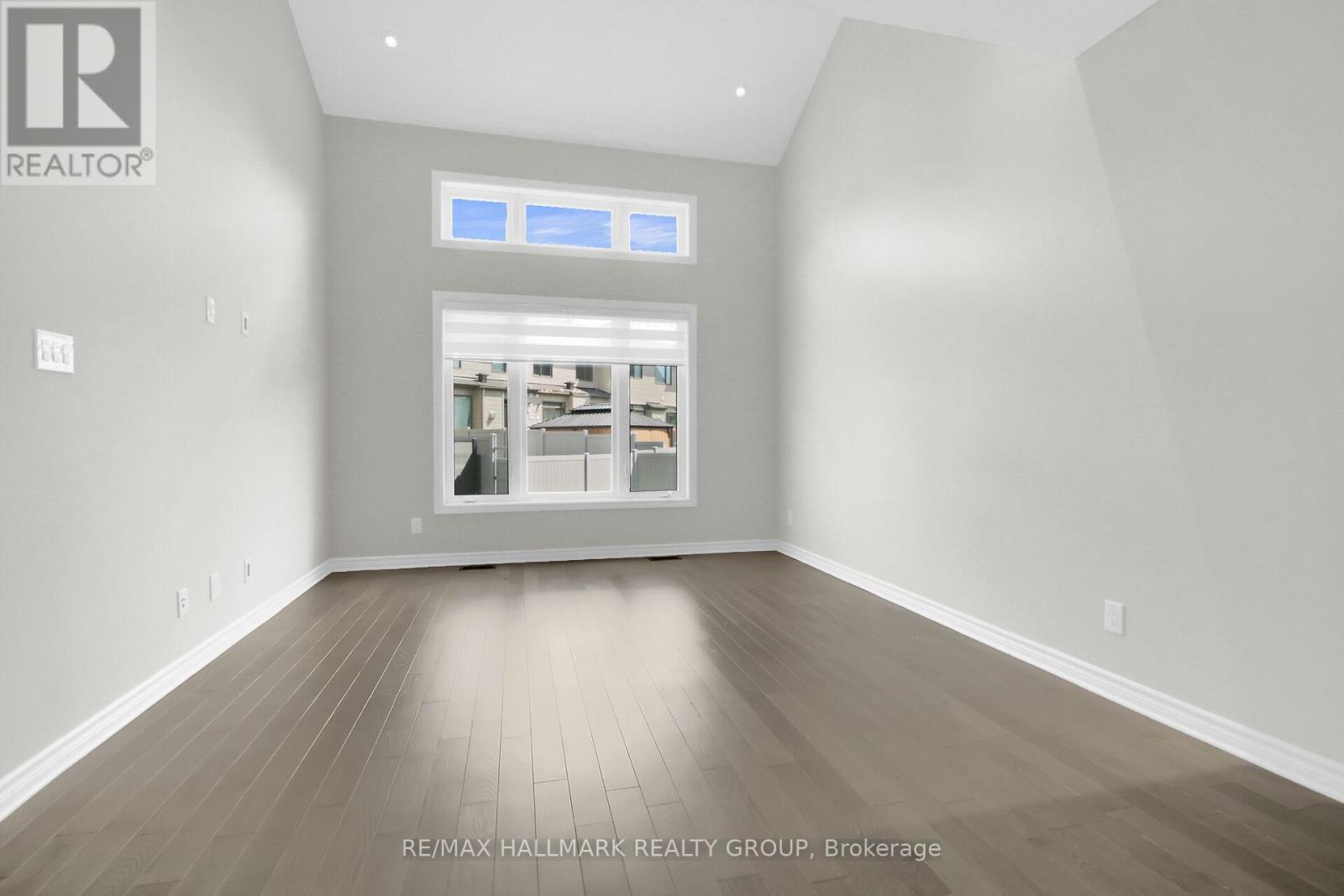 170 Wabikon Crescent, Ottawa, Ontario  K1X 0H7 - Photo 10 - X12635620