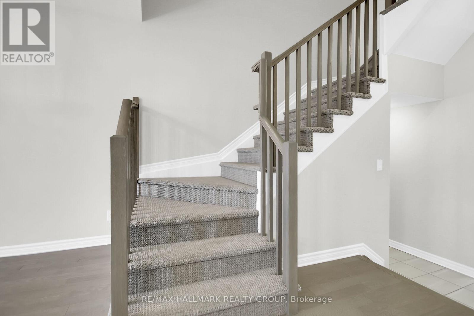 170 Wabikon Crescent, Ottawa, Ontario  K1X 0H7 - Photo 19 - X12635620