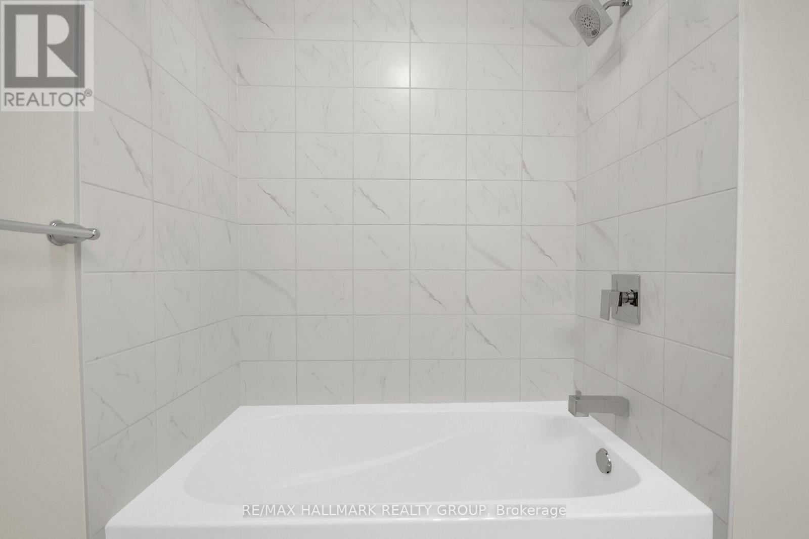 170 Wabikon Crescent, Ottawa, Ontario  K1X 0H7 - Photo 29 - X12635620