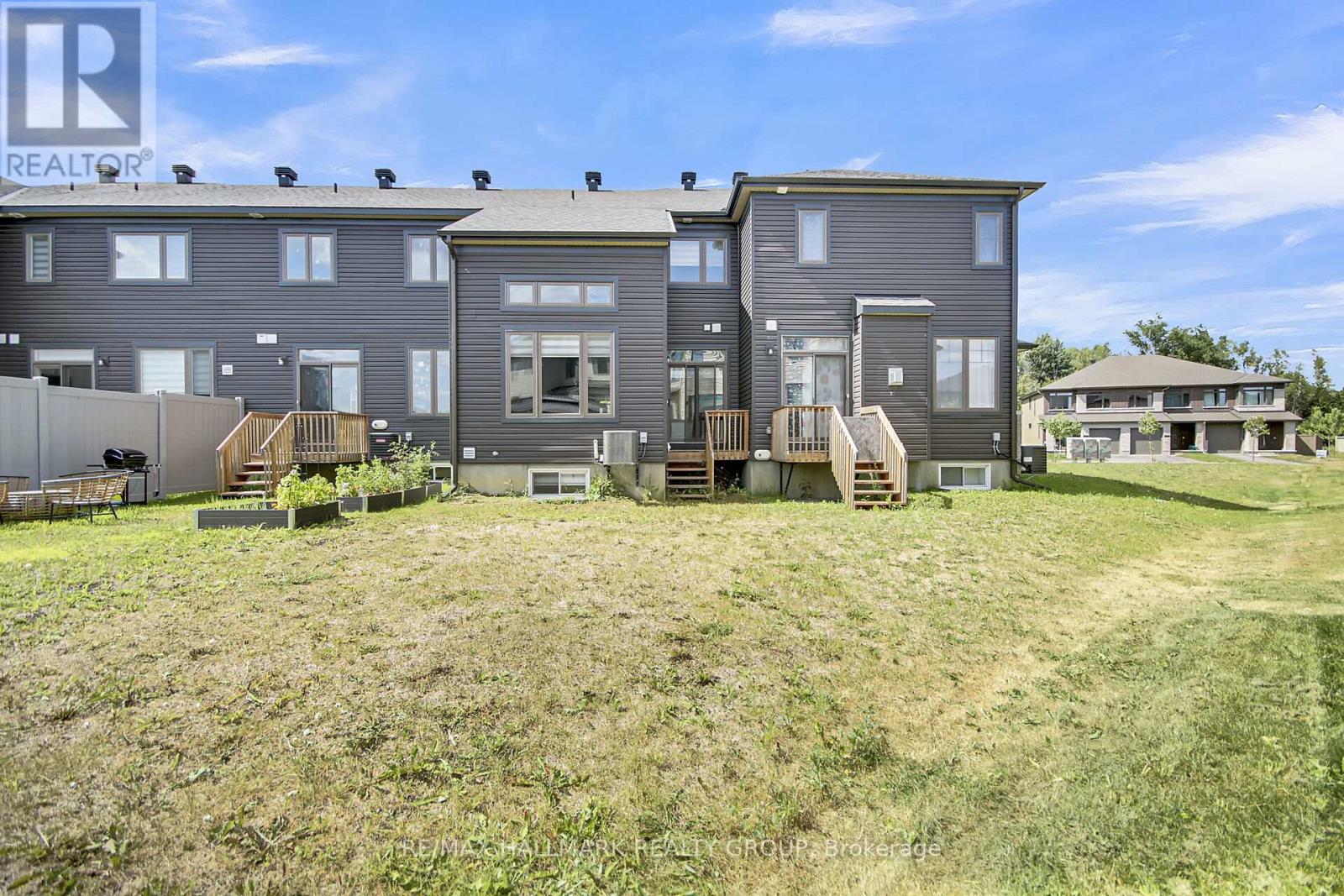 170 Wabikon Crescent, Ottawa, Ontario  K1X 0H7 - Photo 34 - X12635620