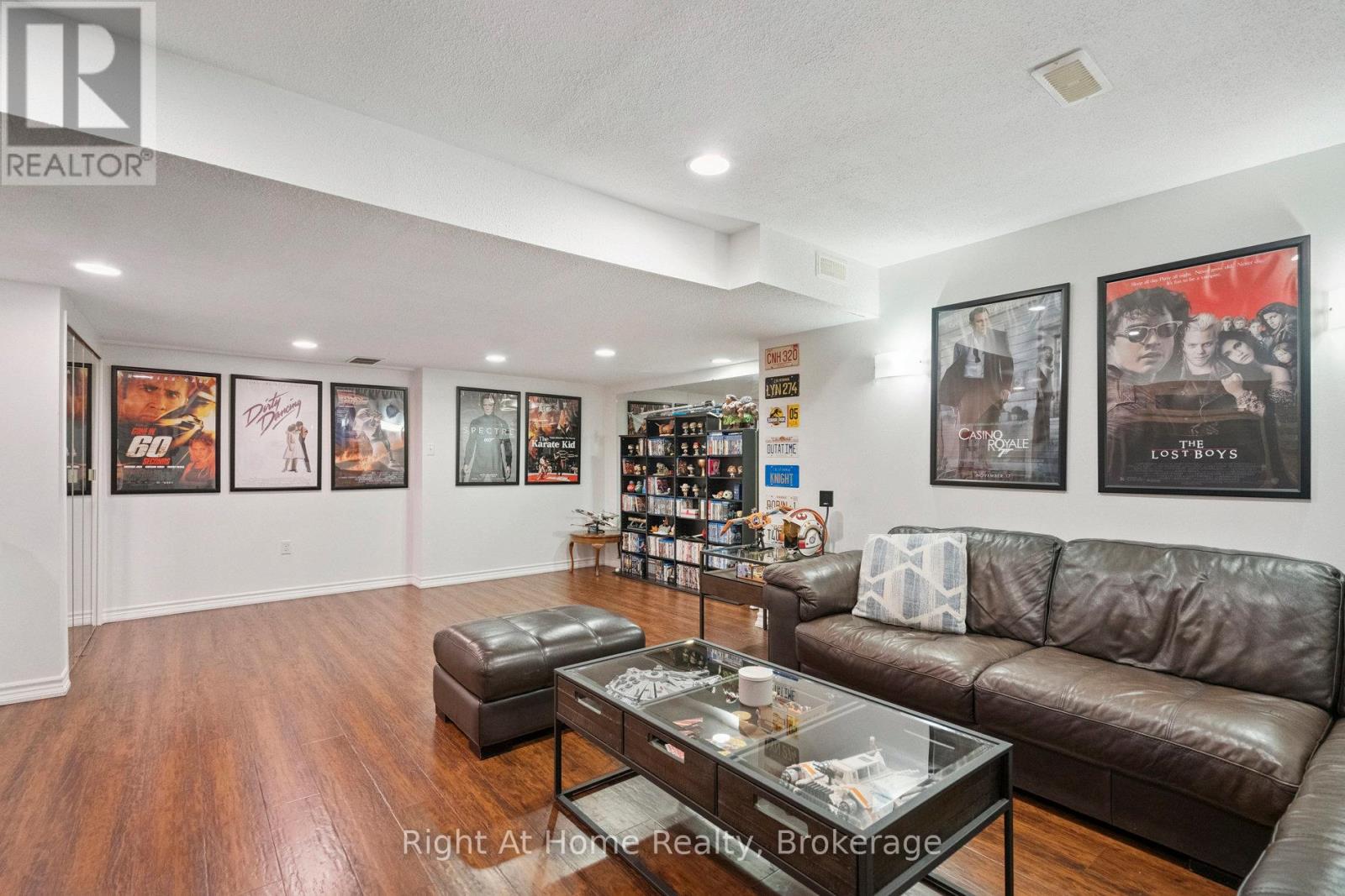 20 Scottswood Lane, Haldimand, Ontario  N3W 2M4 - Photo 32 - X12635628