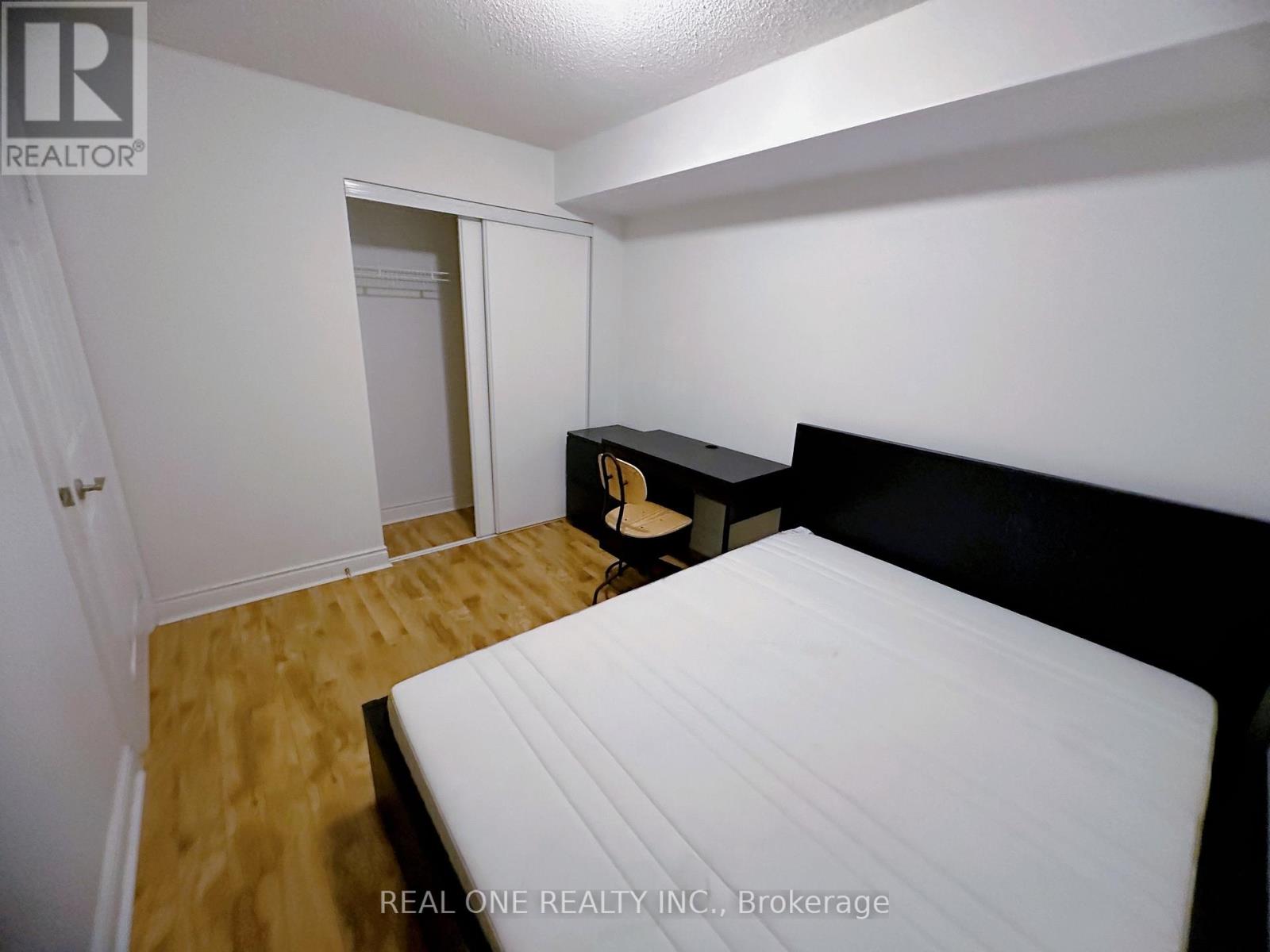 714 - 15 Greenview Avenue, Toronto (Newtonbrook West), Ontario  M2M 4M7 - Photo 8 - C12635606