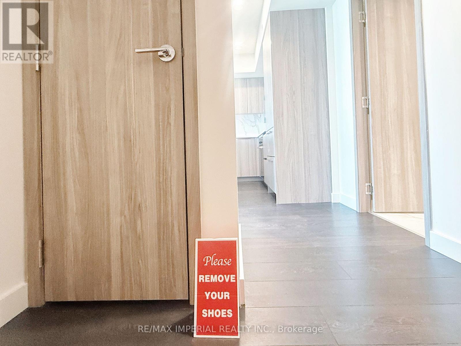 4005 - 1 Concord Cityplace Way, Toronto (Waterfront Communities), Ontario  M5V 0X3 - Photo 3 - C12635608