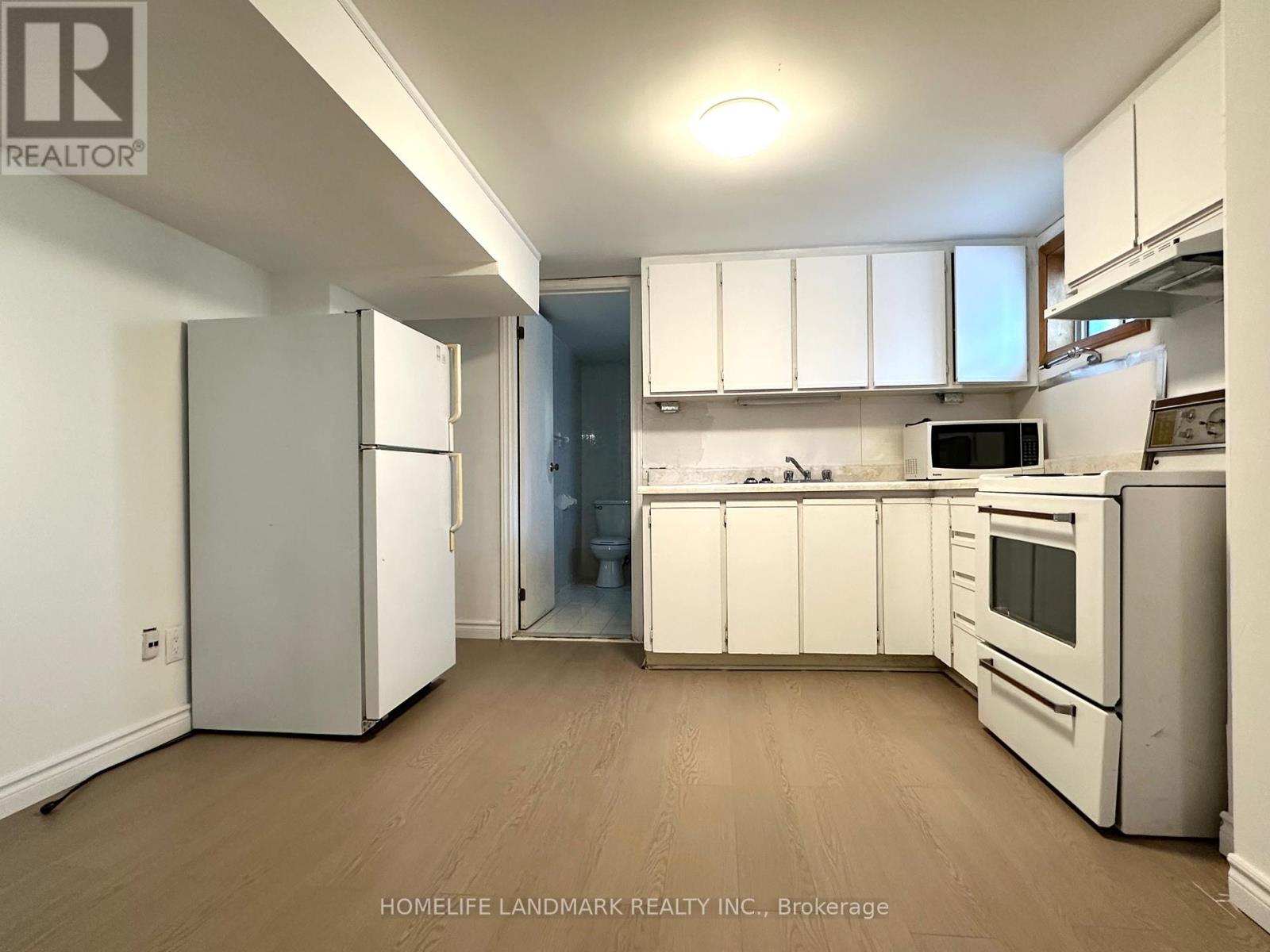 Bsmt - 46 Verwood Avenue, Toronto, Ontario  M3H 2K7 - Photo 3 - C12635618