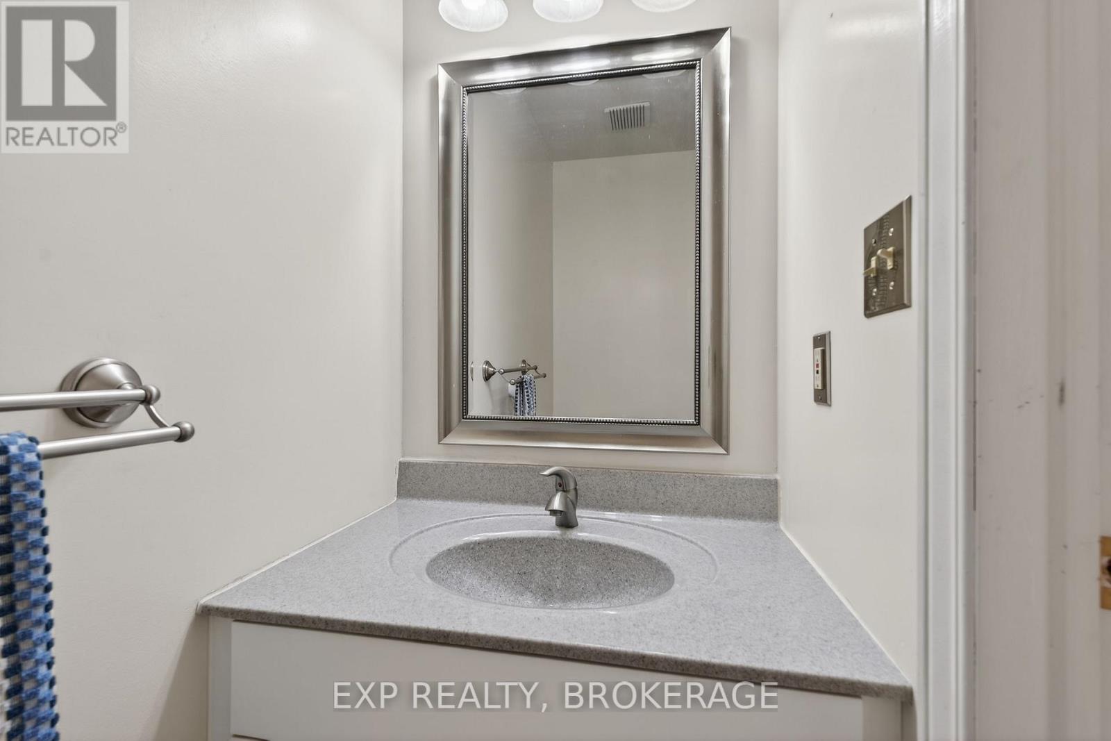 59 Chartwell Crescent, Kingston (Kingston East (Incl Barret Crt)), Ontario  K7K 6P3 - Photo 19 - X12635636