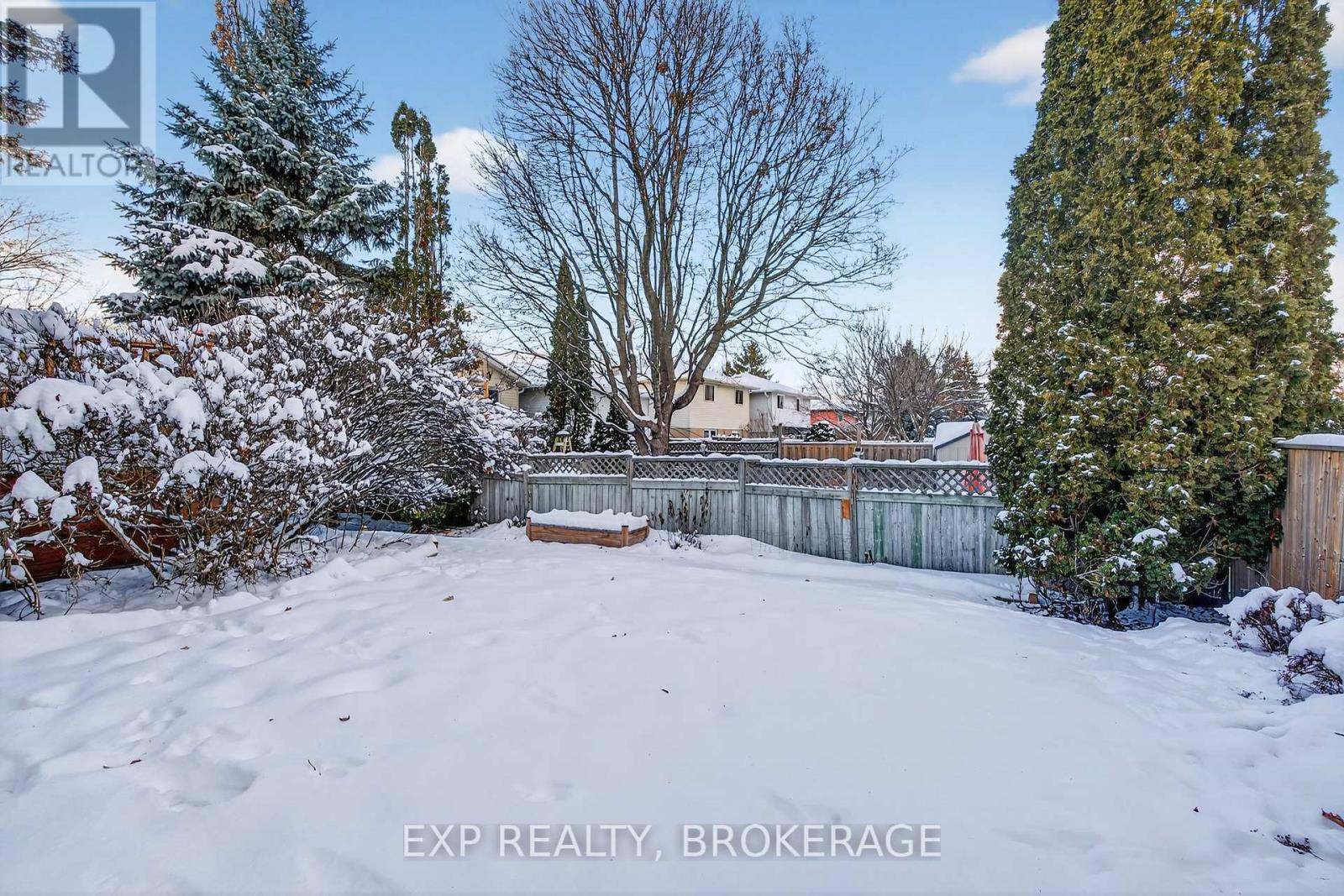 59 Chartwell Crescent, Kingston (Kingston East (Incl Barret Crt)), Ontario  K7K 6P3 - Photo 34 - X12635636