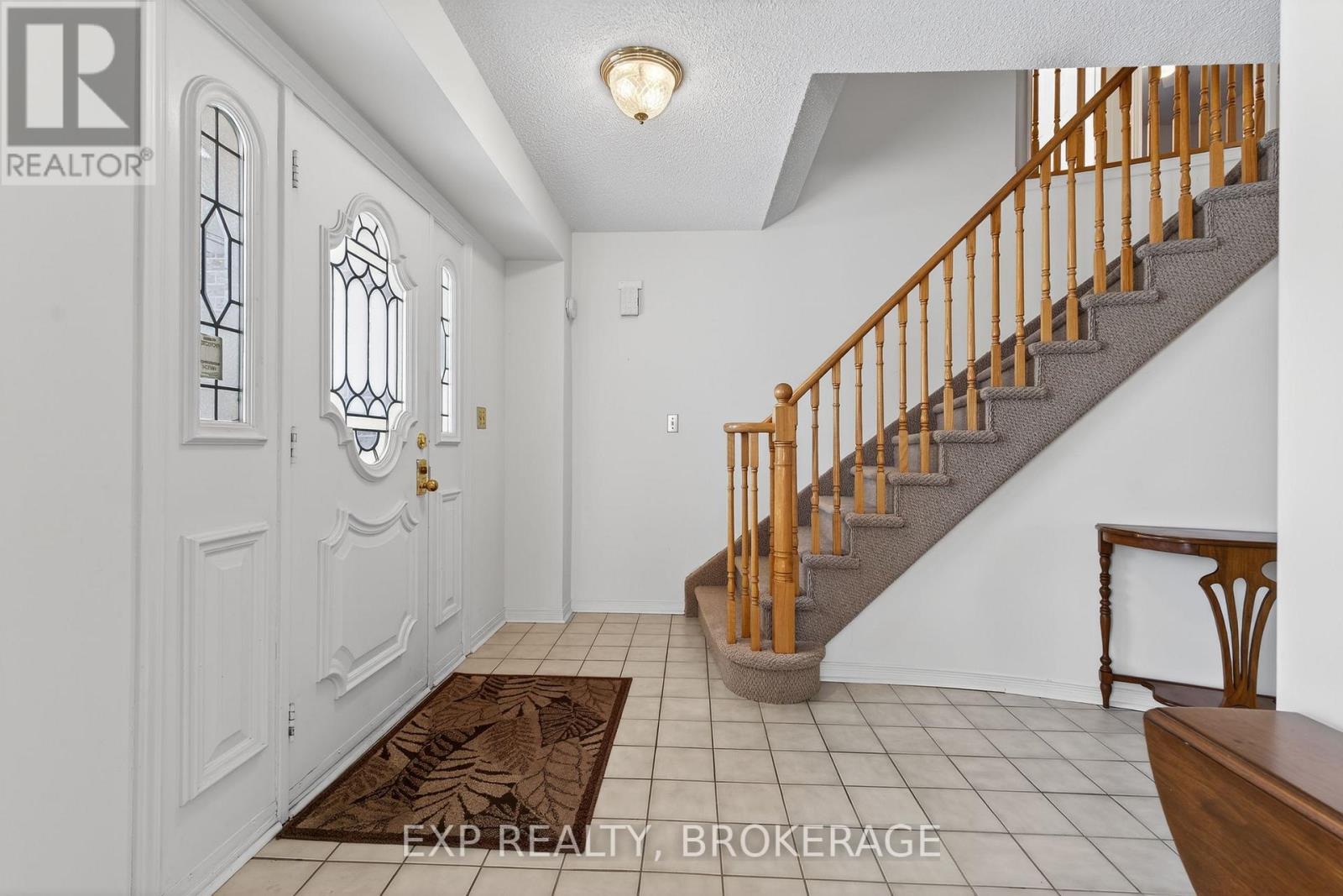 59 Chartwell Crescent, Kingston (Kingston East (Incl Barret Crt)), Ontario  K7K 6P3 - Photo 4 - X12635636