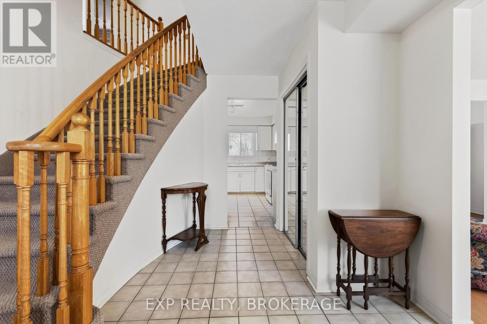 59 Chartwell Crescent, Kingston (Kingston East (Incl Barret Crt)), Ontario  K7K 6P3 - Photo 5 - X12635636