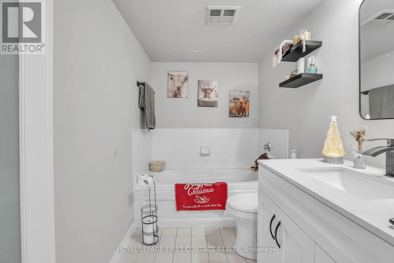 1405 - 150 Dunlop Street E, Barrie (City Centre), Ontario  L4M 6H1 - Photo 20 - S12635624