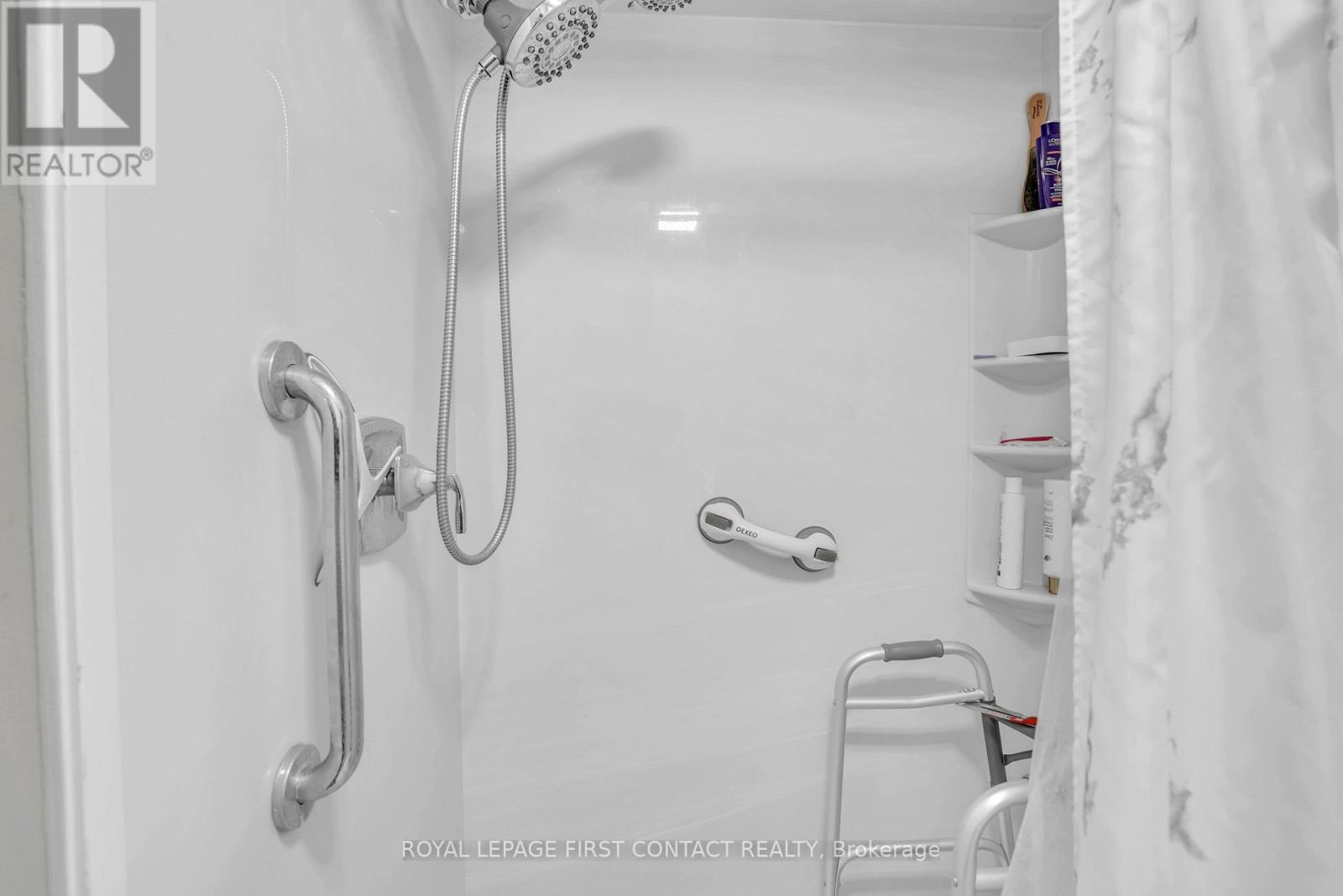 1405 - 150 Dunlop Street E, Barrie (City Centre), Ontario  L4M 6H1 - Photo 22 - S12635624