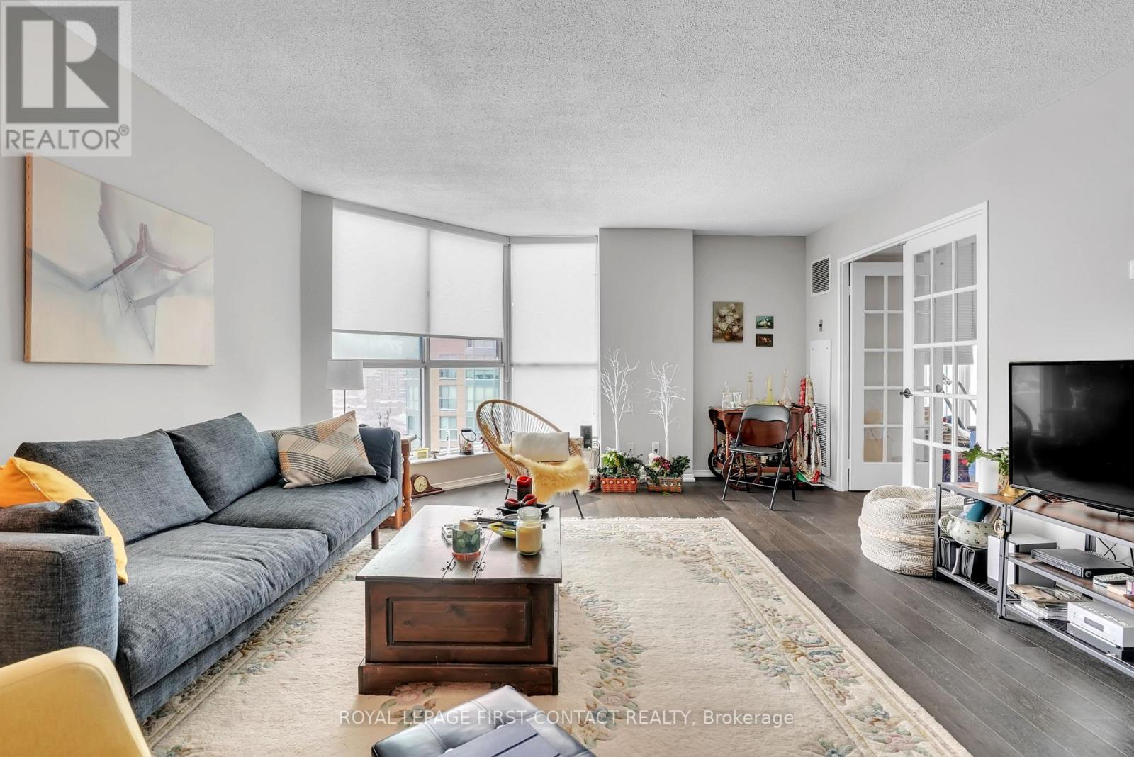 1405 - 150 Dunlop Street E, Barrie (City Centre), Ontario  L4M 6H1 - Photo 6 - S12635624