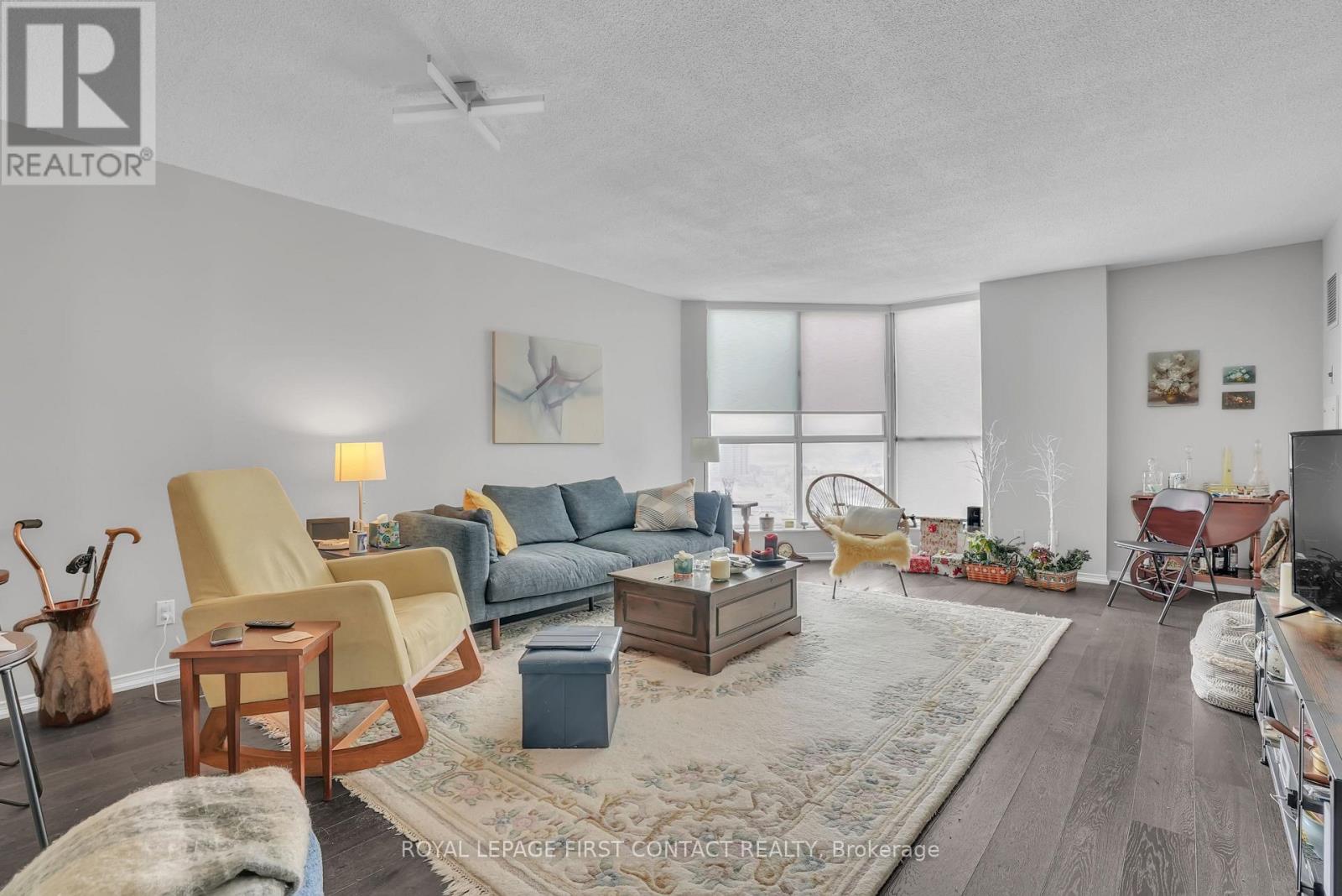 1405 - 150 Dunlop Street E, Barrie (City Centre), Ontario  L4M 6H1 - Photo 7 - S12635624