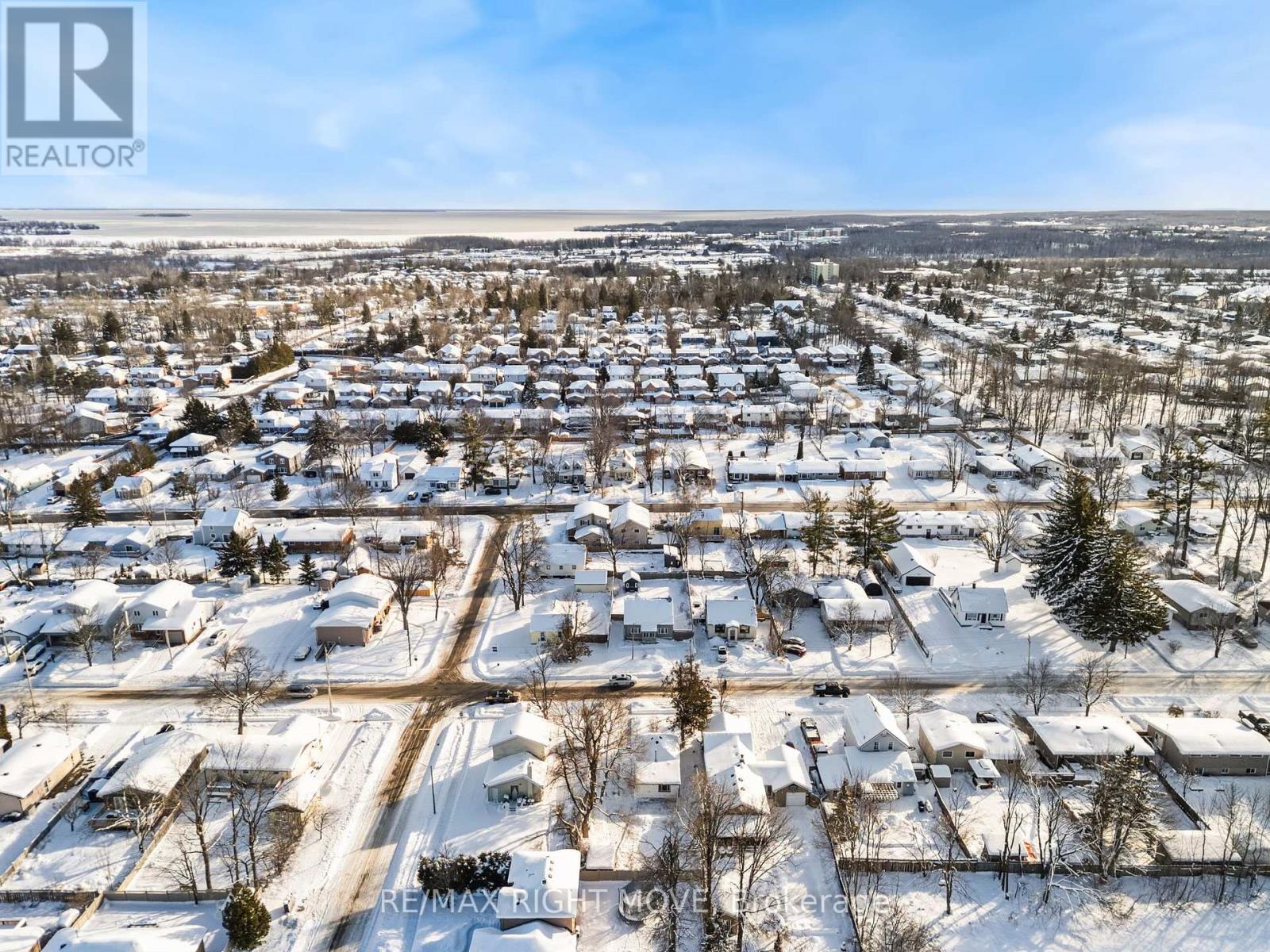 388 Mary Street, Orillia, Ontario  L3V 3G3 - Photo 17 - S12635626