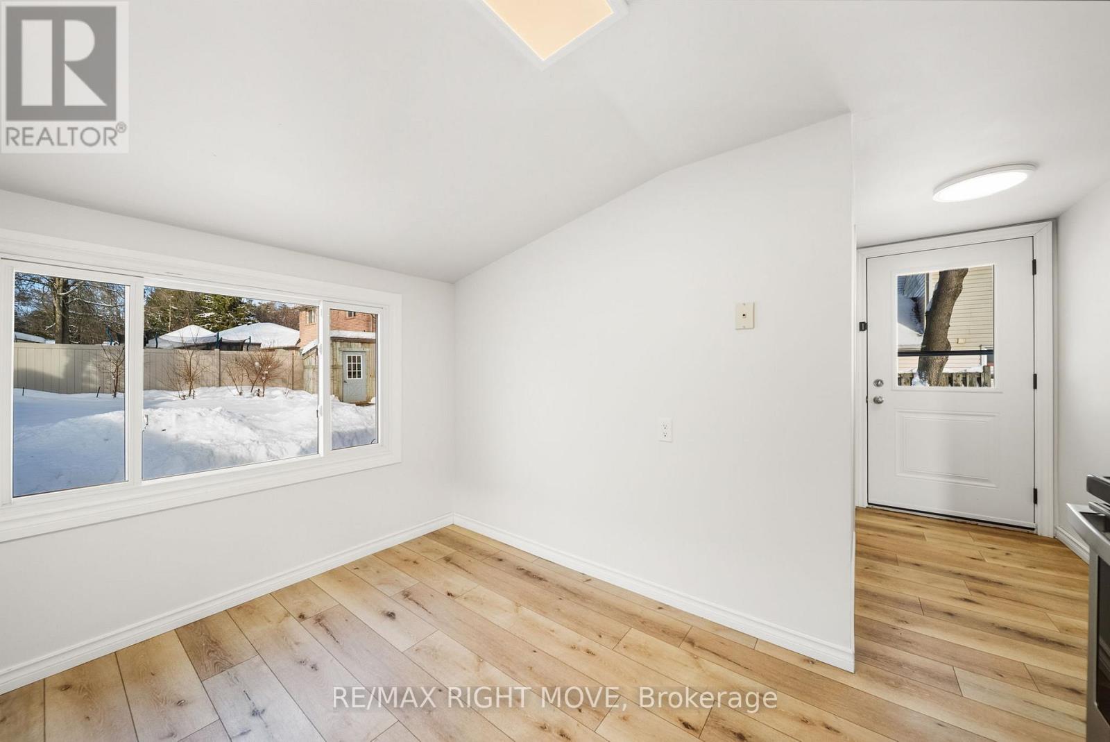 388 Mary Street, Orillia, Ontario  L3V 3G3 - Photo 18 - S12635626