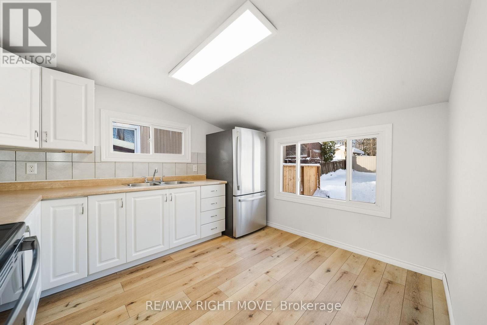 388 Mary Street, Orillia, Ontario  L3V 3G3 - Photo 28 - S12635626