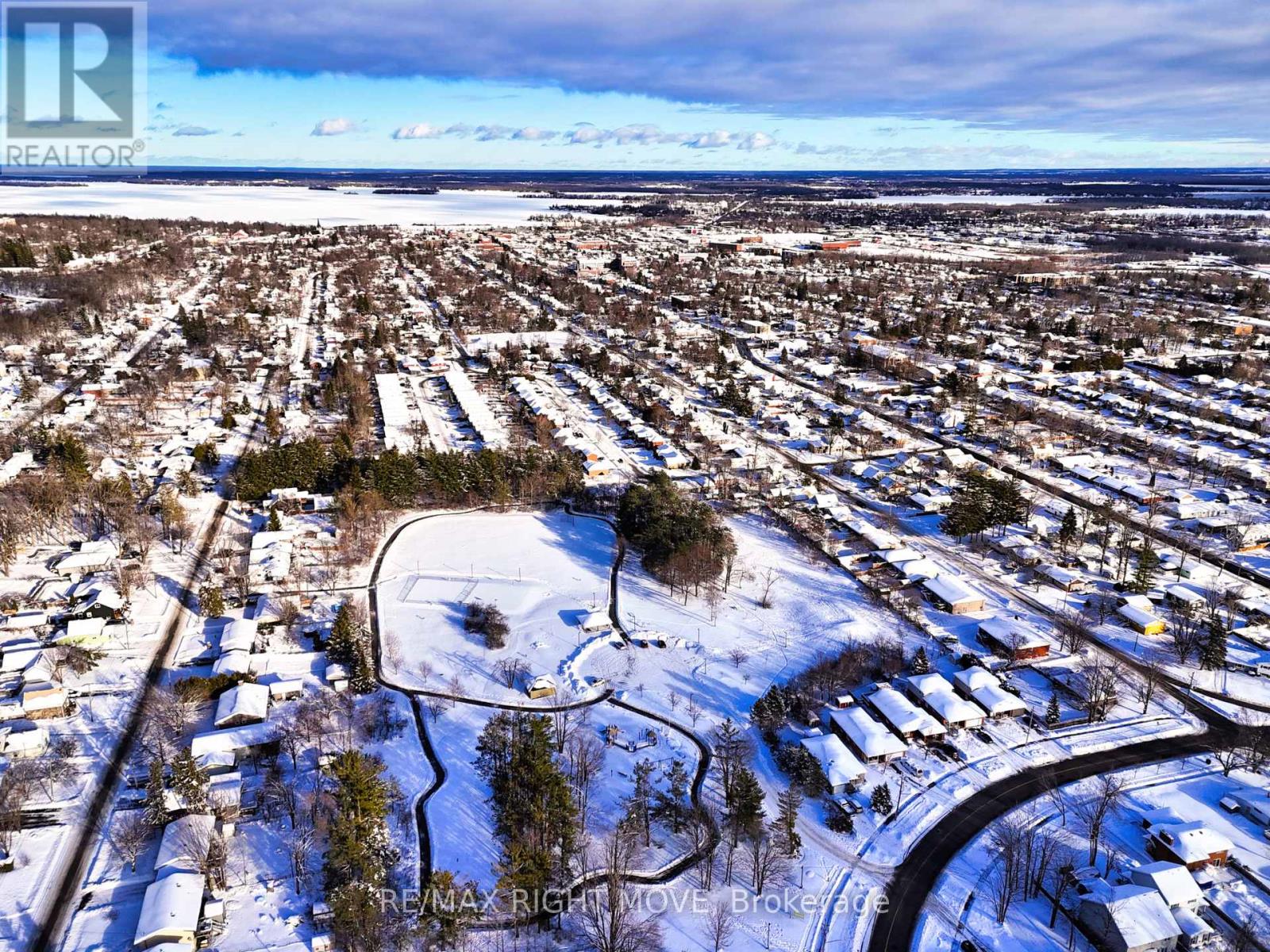 388 Mary Street, Orillia, Ontario  L3V 3G3 - Photo 39 - S12635626