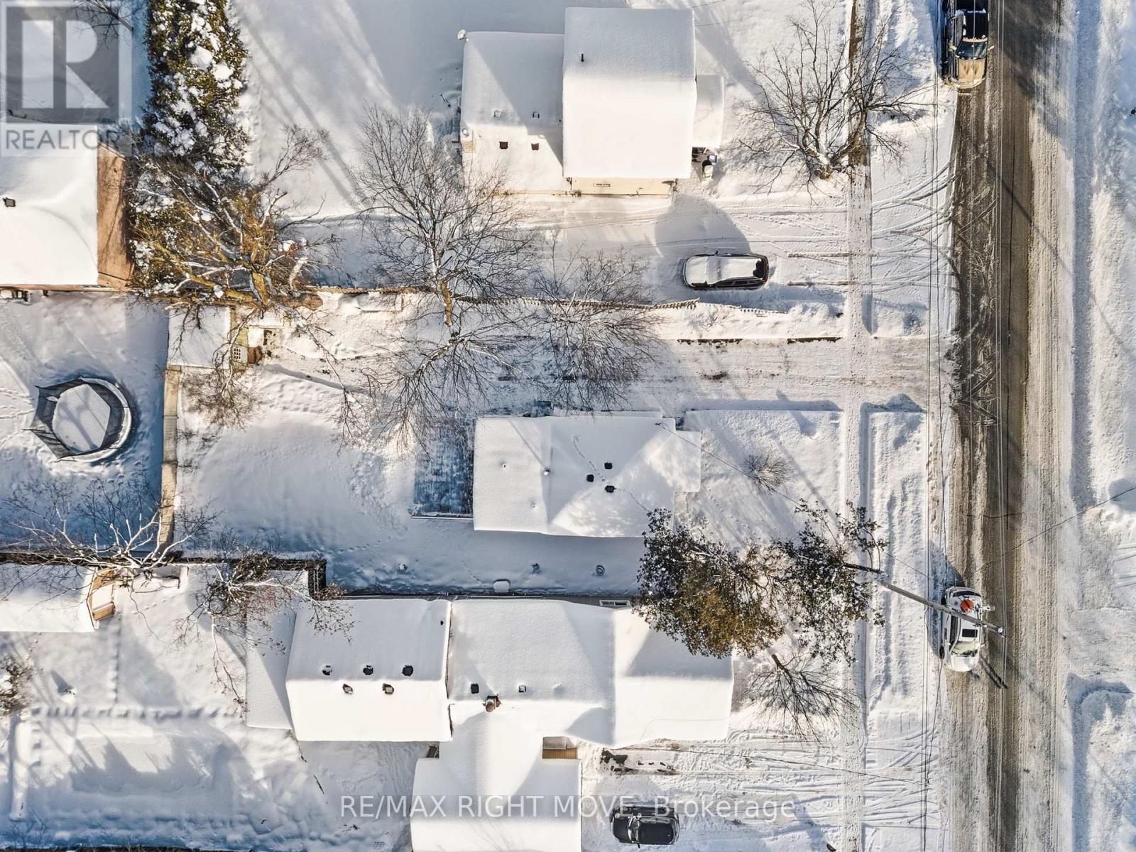 388 Mary Street, Orillia, Ontario  L3V 3G3 - Photo 9 - S12635626