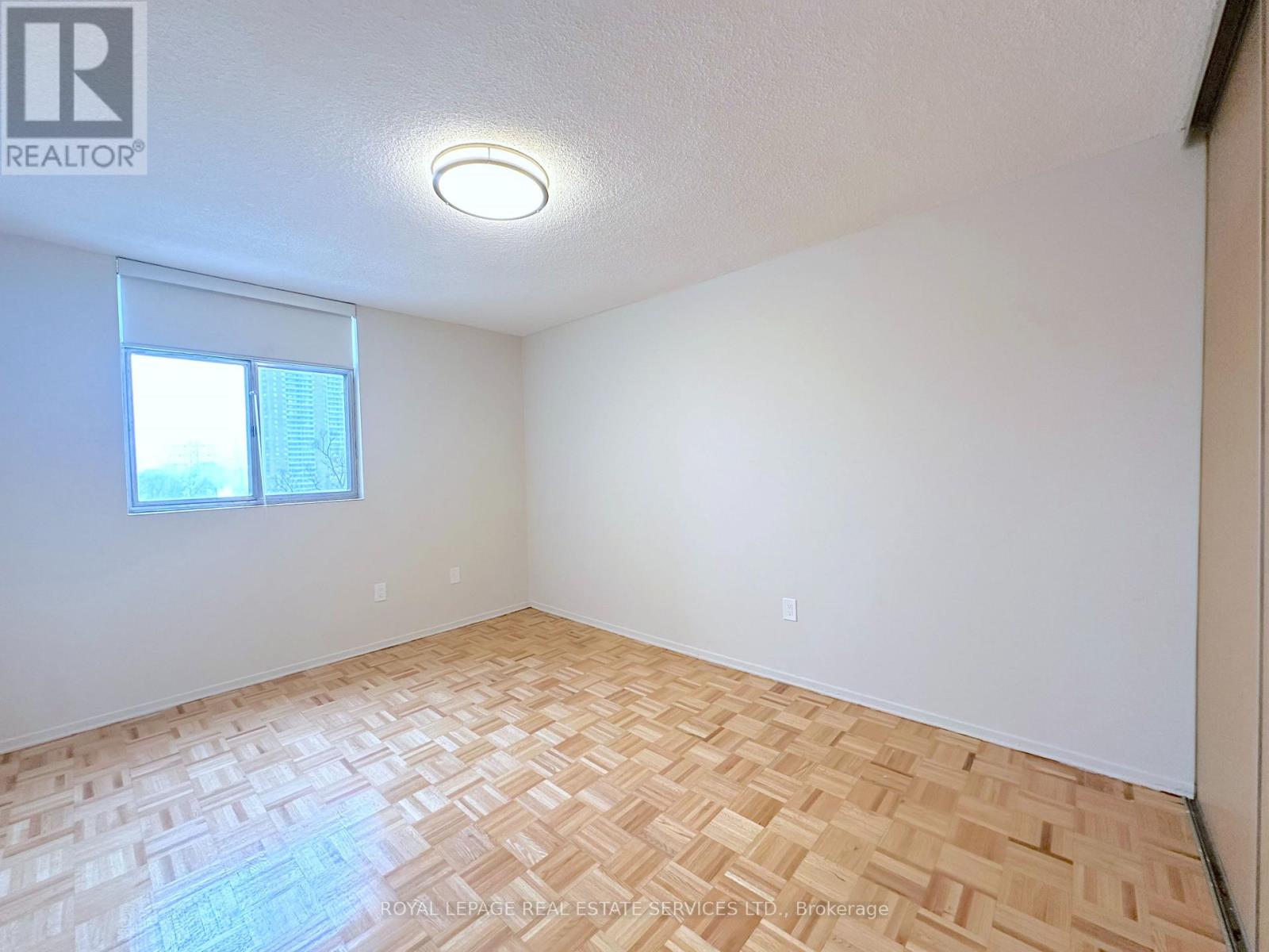 504 - 30 Denton Avenue, Toronto (Oakridge), Ontario  M1L 4P2 - Photo 6 - E12635630