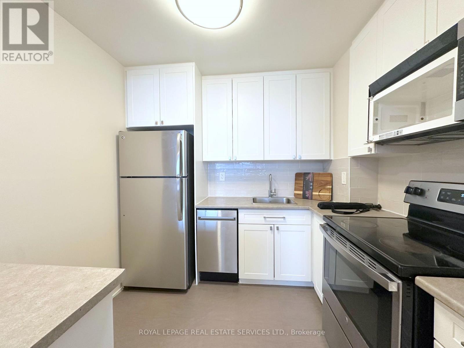 1902 - 30 Denton Avenue, Toronto (Oakridge), Ontario  M1L 4P2 - Photo 5 - E12635634