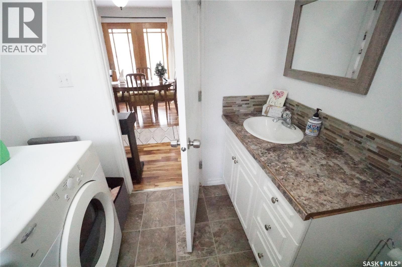 234 Lillooet Street Sw, Moose Jaw, Saskatchewan  S6H 4Z3 - Photo 16 - SK025676