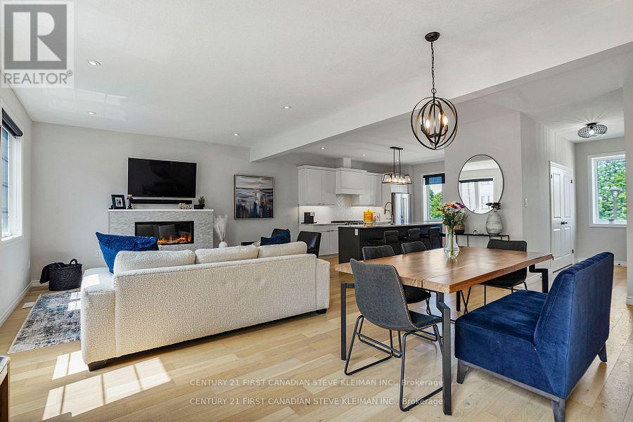 413 Callaway Road, London North, Ontario  N6G 2N1 - Photo 12 - X12635646