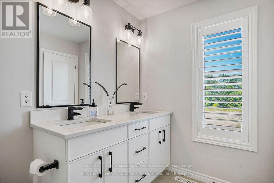 413 Callaway Road, London North, Ontario  N6G 2N1 - Photo 27 - X12635646