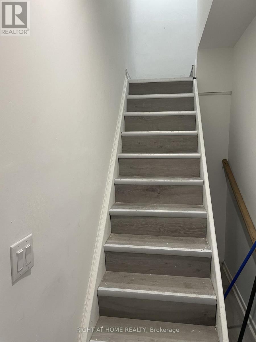 3 - 210 Chatham Street, Brantford, Ontario  N3S 4G8 - Photo 15 - X12635640