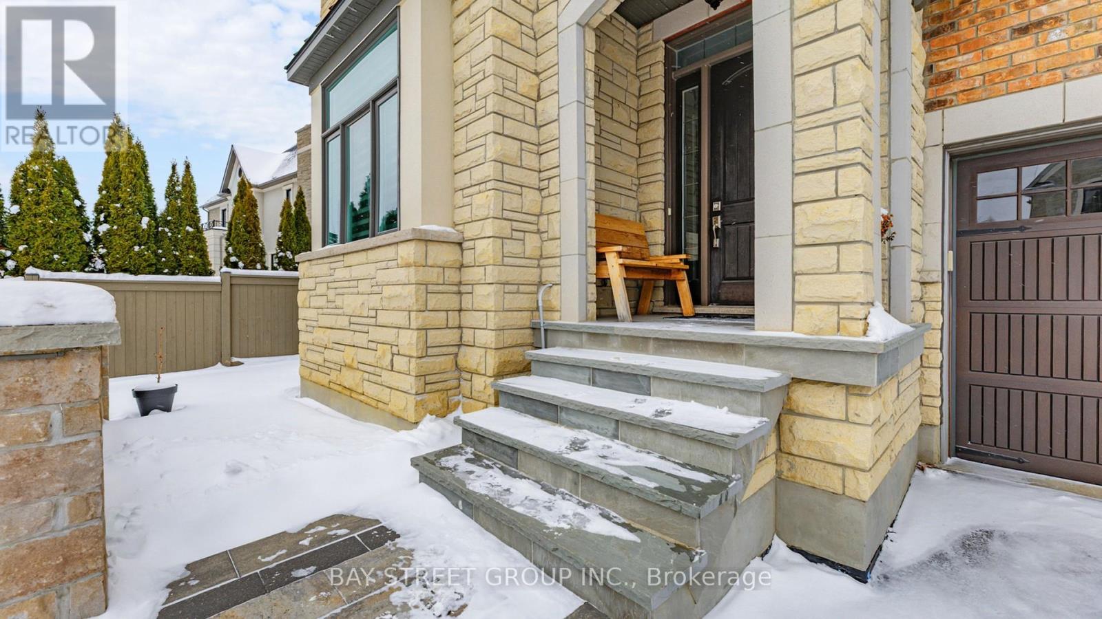 39 Cairns Gate, King, Ontario  L7B 0P5 - Photo 2 - N12627628