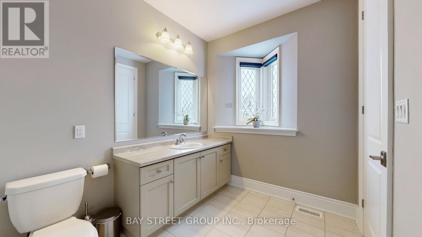 39 Cairns Gate, King, Ontario  L7B 0P5 - Photo 36 - N12627628