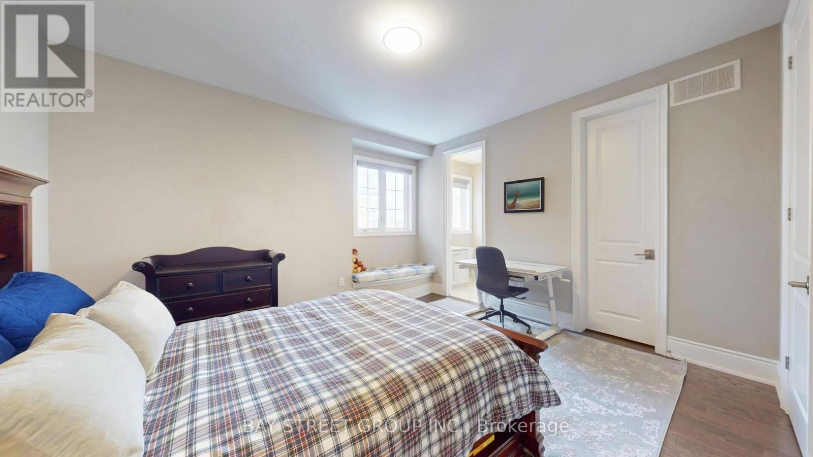 39 Cairns Gate, King, Ontario  L7B 0P5 - Photo 31 - N12627628