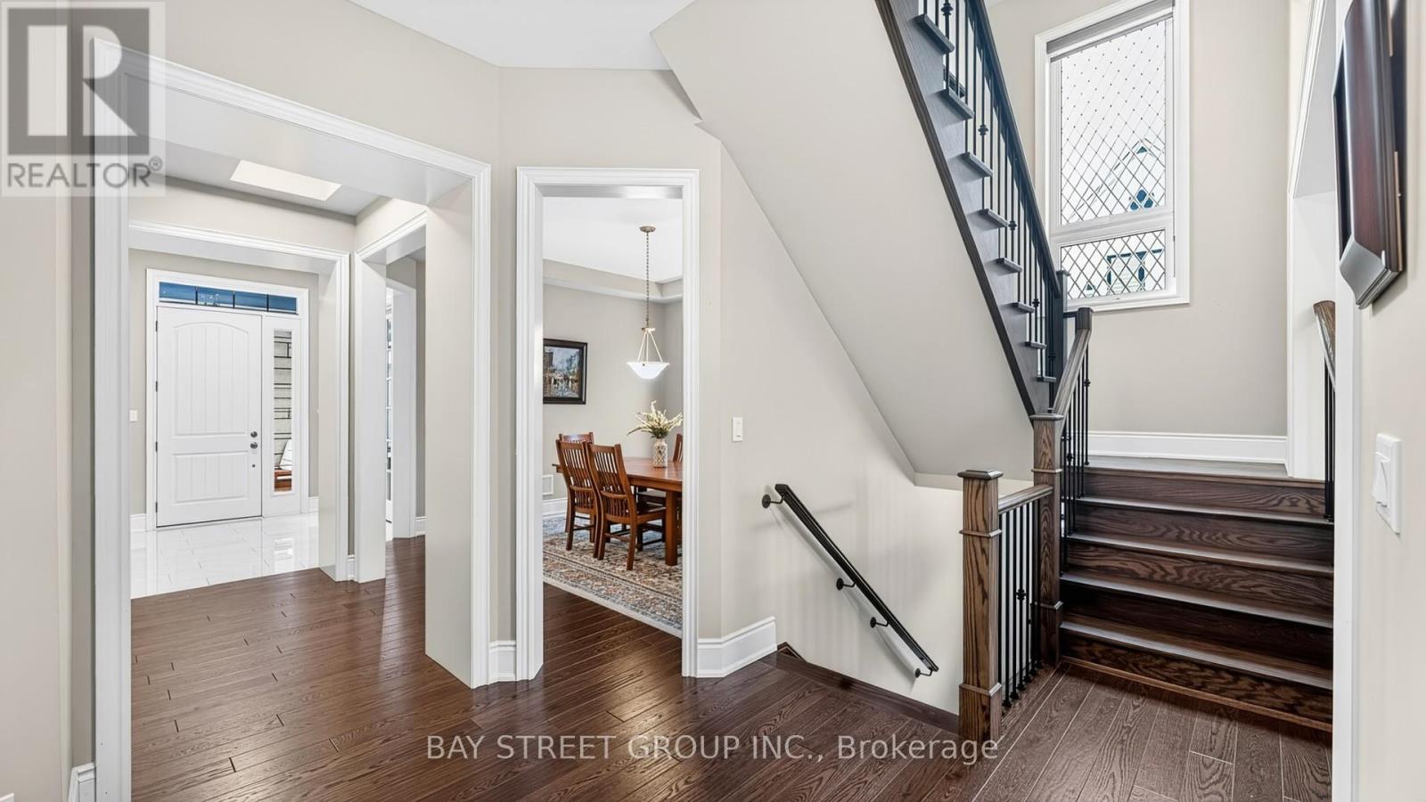 39 Cairns Gate, King, Ontario  L7B 0P5 - Photo 6 - N12627628